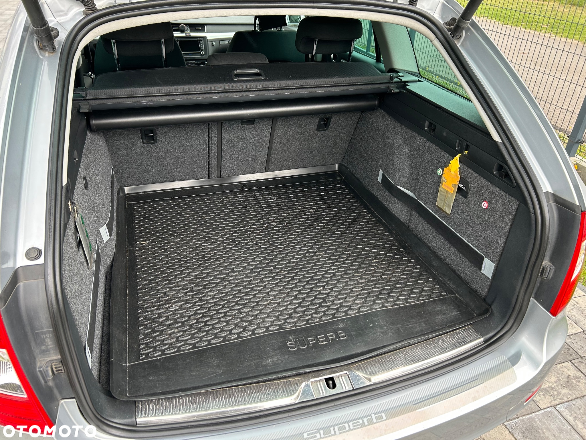 Skoda Superb 2.0 TDI Ambition DSG - 28