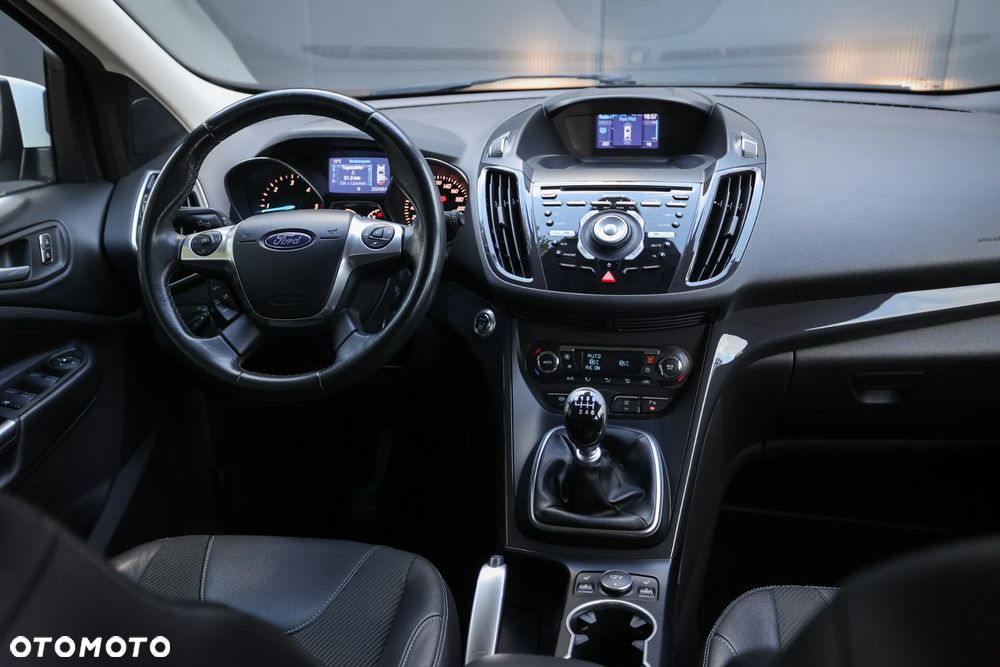 Ford Kuga 2.0 TDCi 4x4 Individual - 17
