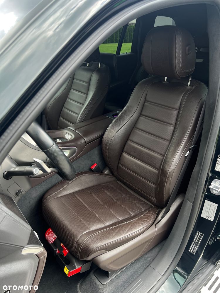 Mercedes-Benz GLS - 14