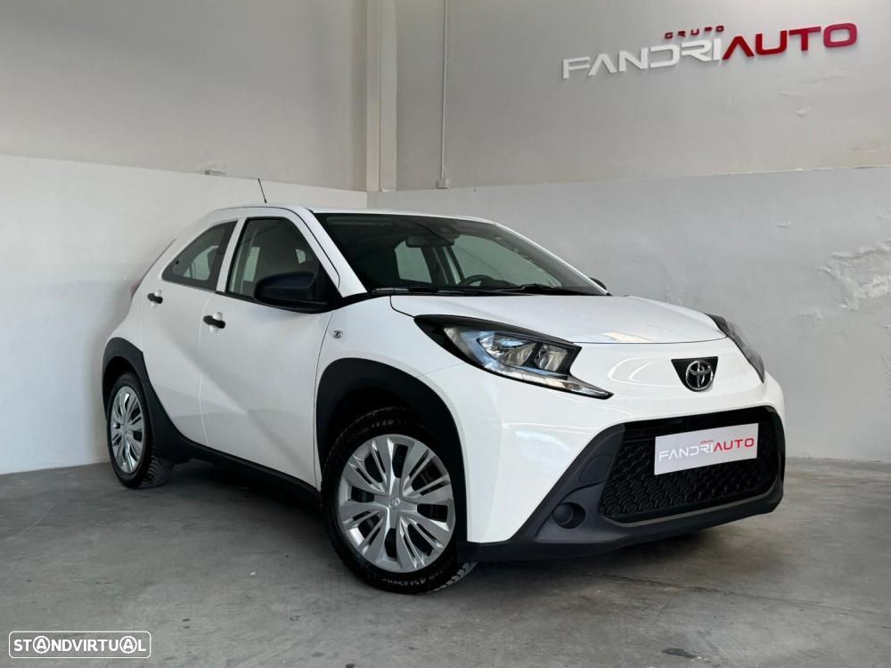Toyota Aygo X 1.0 Play - 1