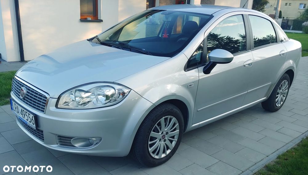 Fiat Linea 1.4 8V Active - 3