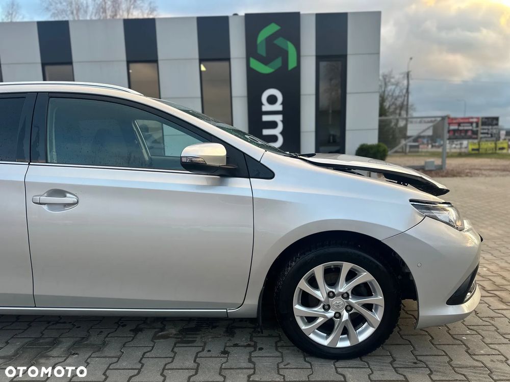 Toyota Auris 1.6 Active - 4