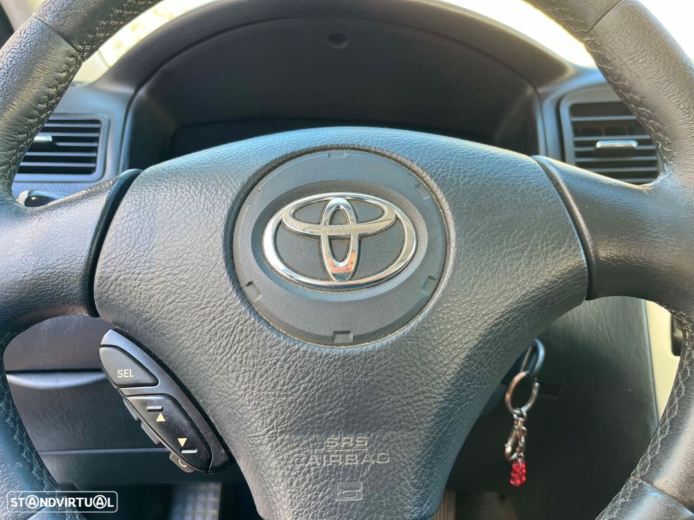 Toyota Corolla 2.0 D-4D P. Set Terra - 26