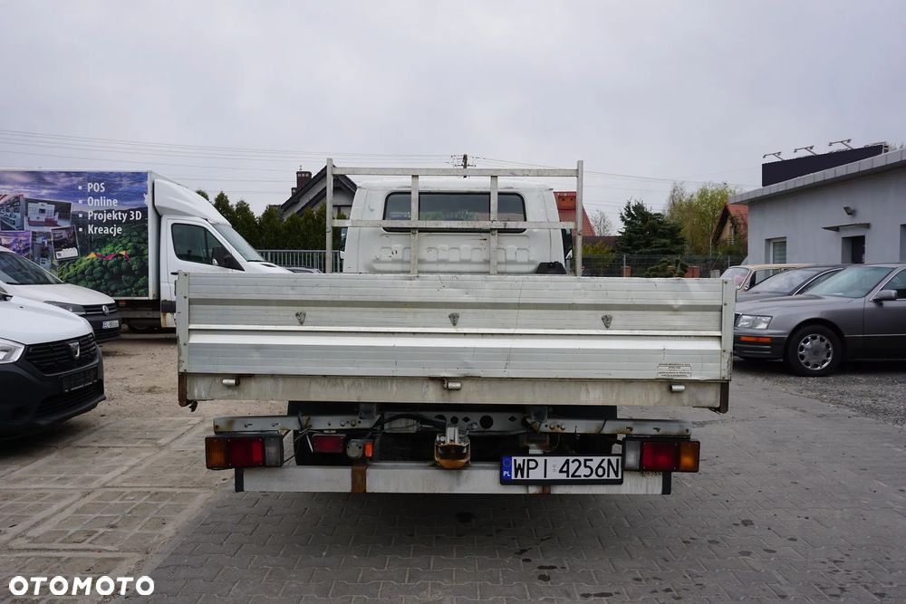 Isuzu NPR - 6