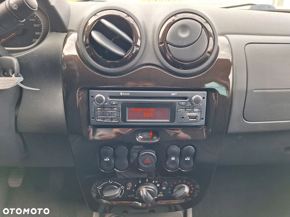 Dacia Duster 1.6 16V 105 4x4 Laureate - 11
