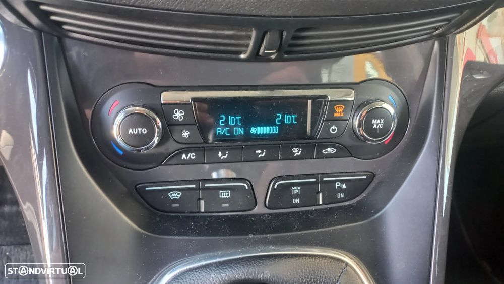 Ford Kuga 2.0 TDCi Titanium - 8