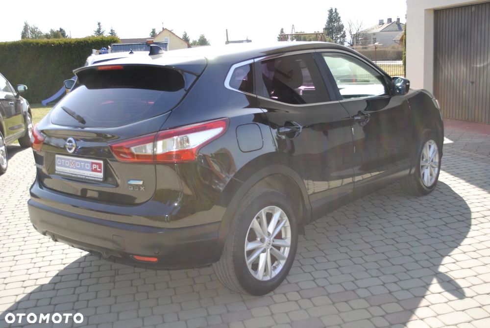 Nissan Qashqai 1.5 dCi N-Connecta - 8