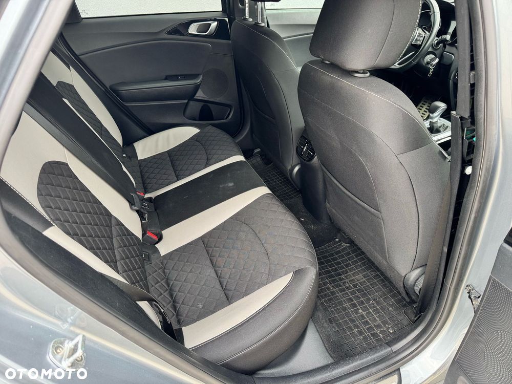 Kia ProCeed 1.6 CRDi GT Line DCT - 11