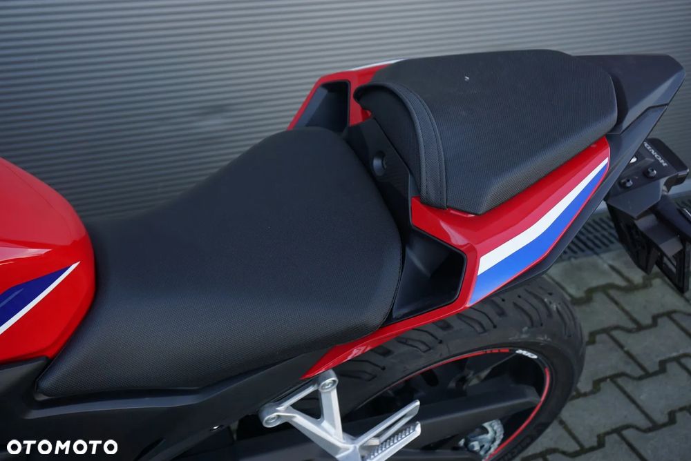 Honda CBR - 17
