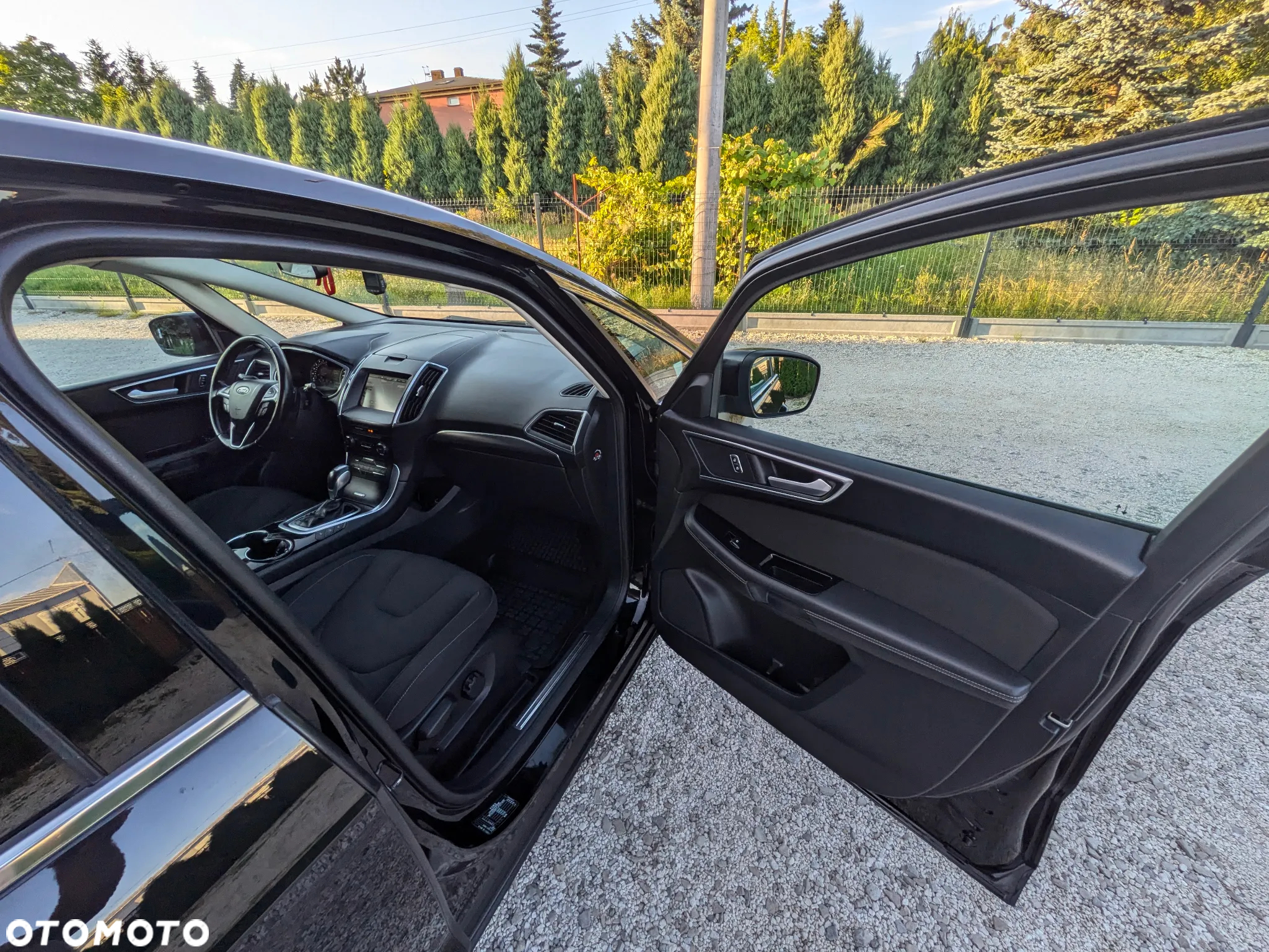 Ford S-Max - 24