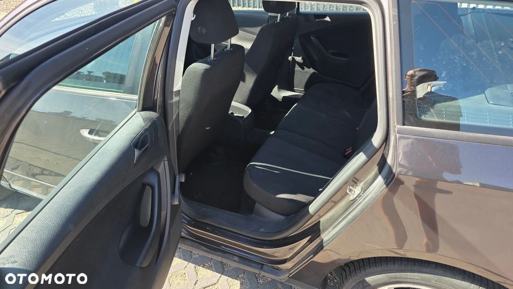 Volkswagen Passat 1.4 TSI Comfortline - 8