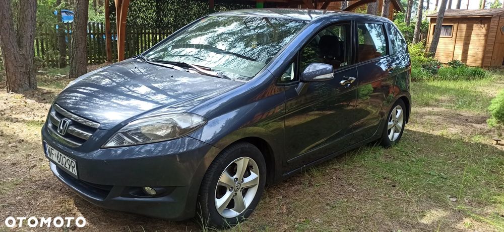 Honda FR-V