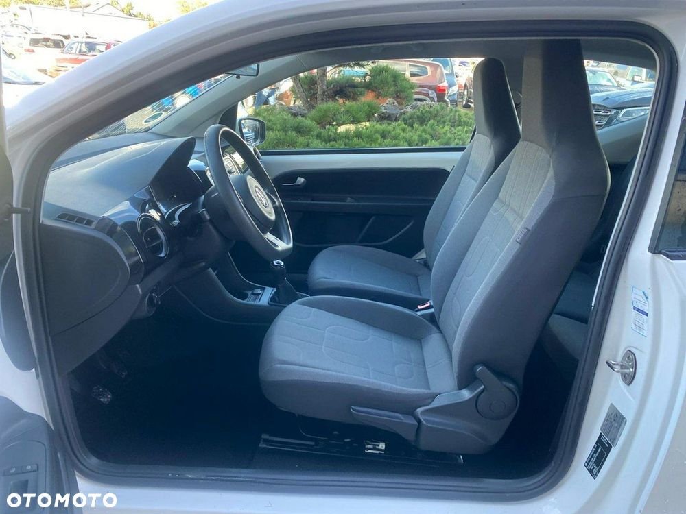 Volkswagen up! - 9