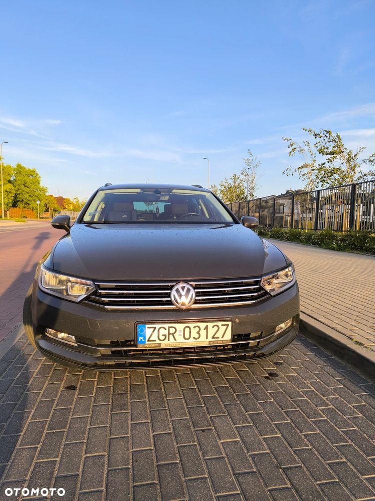 Volkswagen Passat 2.0 TDI (BlueMotion Technology) Comfortline - 1