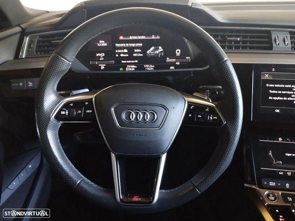 Audi e-tron 55 quattro S line - 13