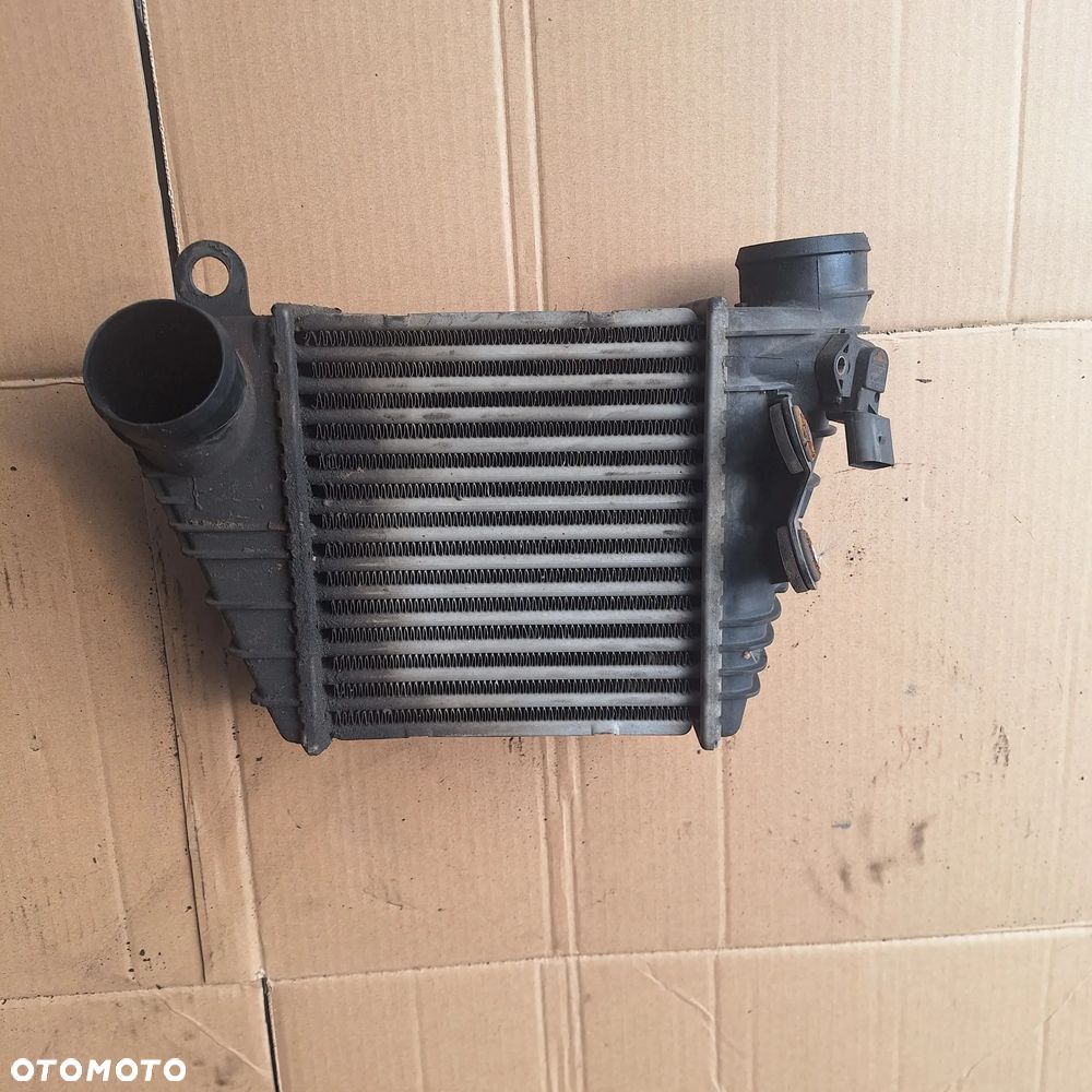 CHLODNICA POWIETRZA INTERCOOLER VW SEAT LEON 1.9 TDI - 1