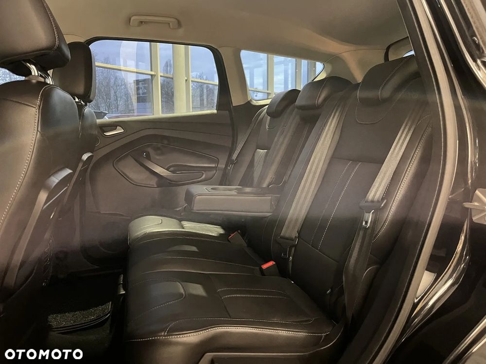 Ford Kuga 2.0 TDCi 4x4 Titanium - 23