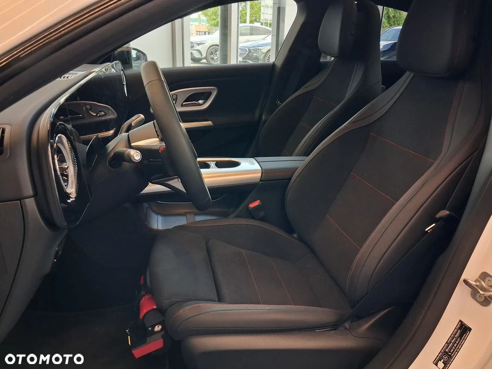 Mercedes-Benz CLA 200 mHEV 8G-DCT - 7