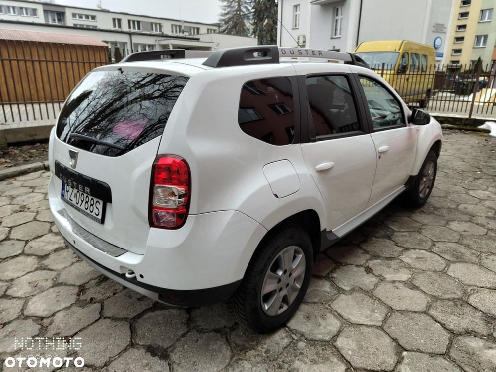 Dacia Duster 1.6 SCe Blackshadow S&S - 3