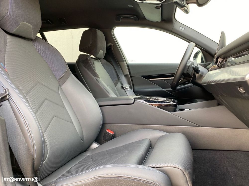 BMW 530 e Pack Desportivo M - 19