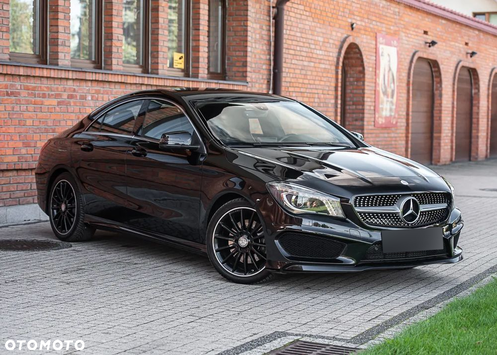 Mercedes-Benz CLA 220 d 7G-DCT AMG Line - 2
