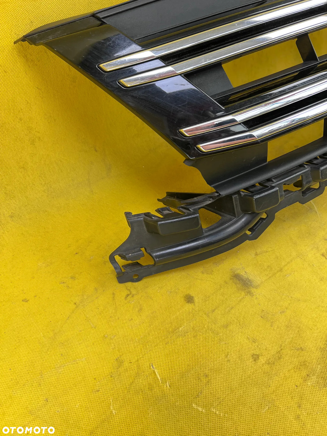 GRILL ATRAPA VW TIGUAN LIFT 5N0853653E ORYGINAŁ - 9
