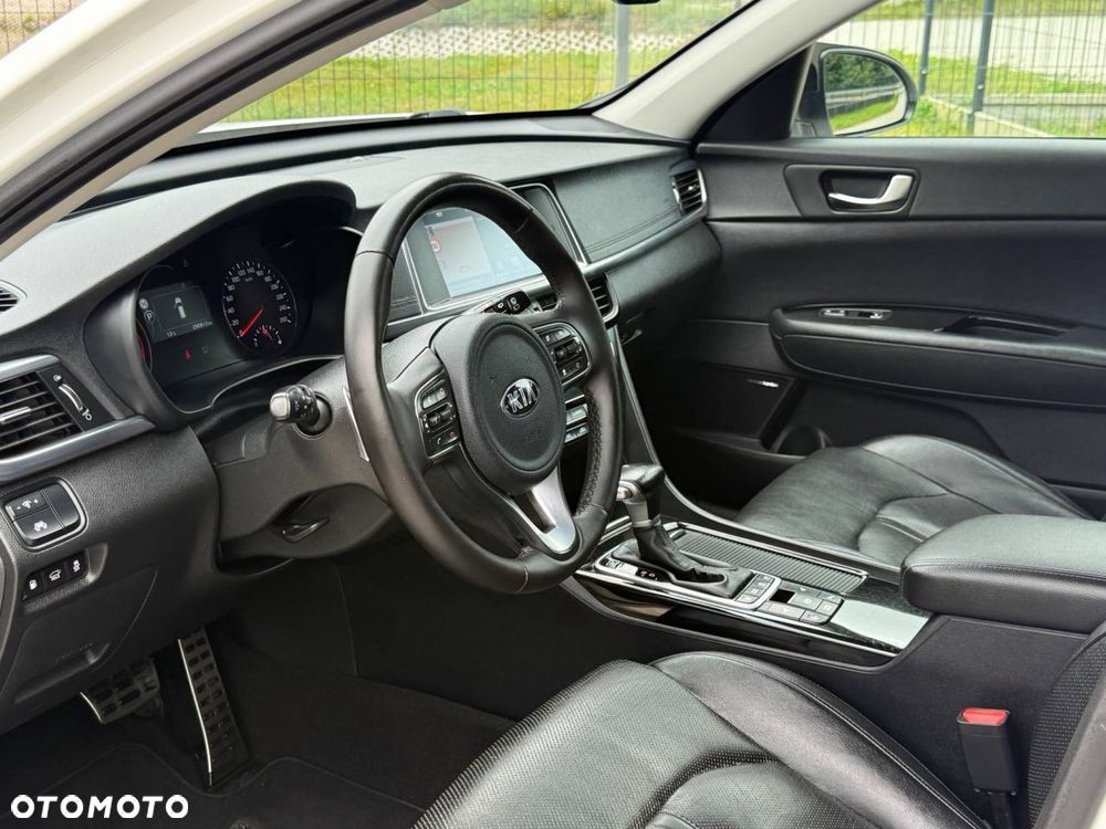 Kia Optima - 5