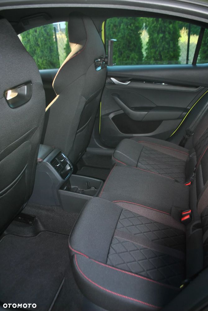 Skoda Octavia 2.0 TSI RS DSG - 29
