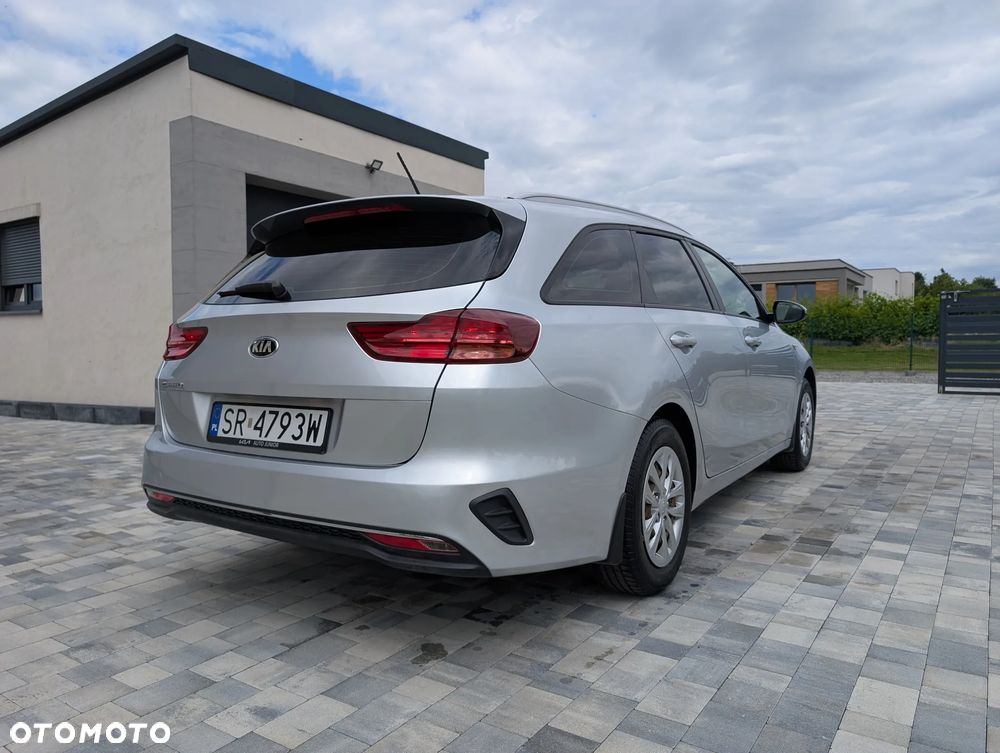 Kia Ceed 1.0 T-GDI M - 33
