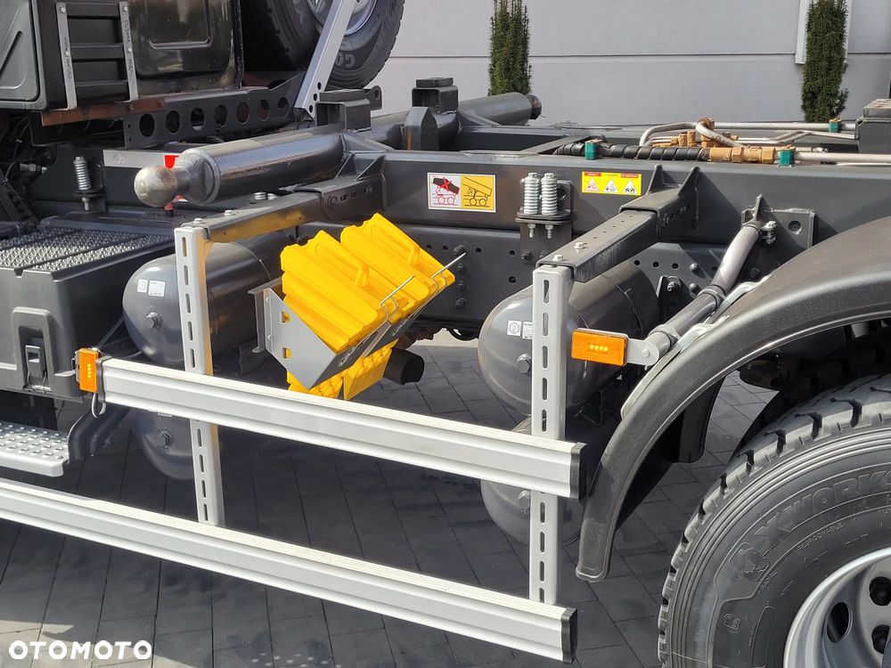 Scania XT / P410 / HYDROBURTA / 118.000km / 6x4 / - 15