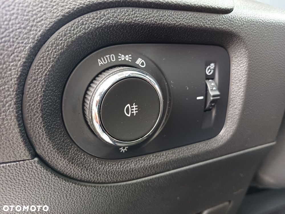 Opel Grandland X 1.6 T Elite S&S - 23