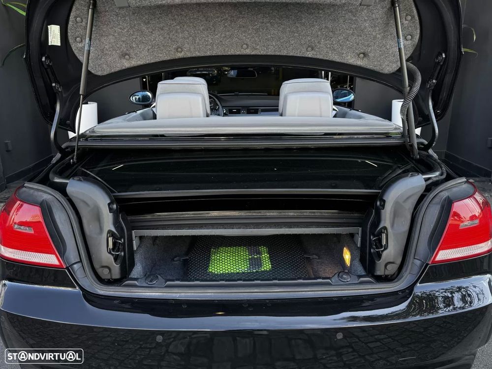 BMW 320 i Cabrio - 22