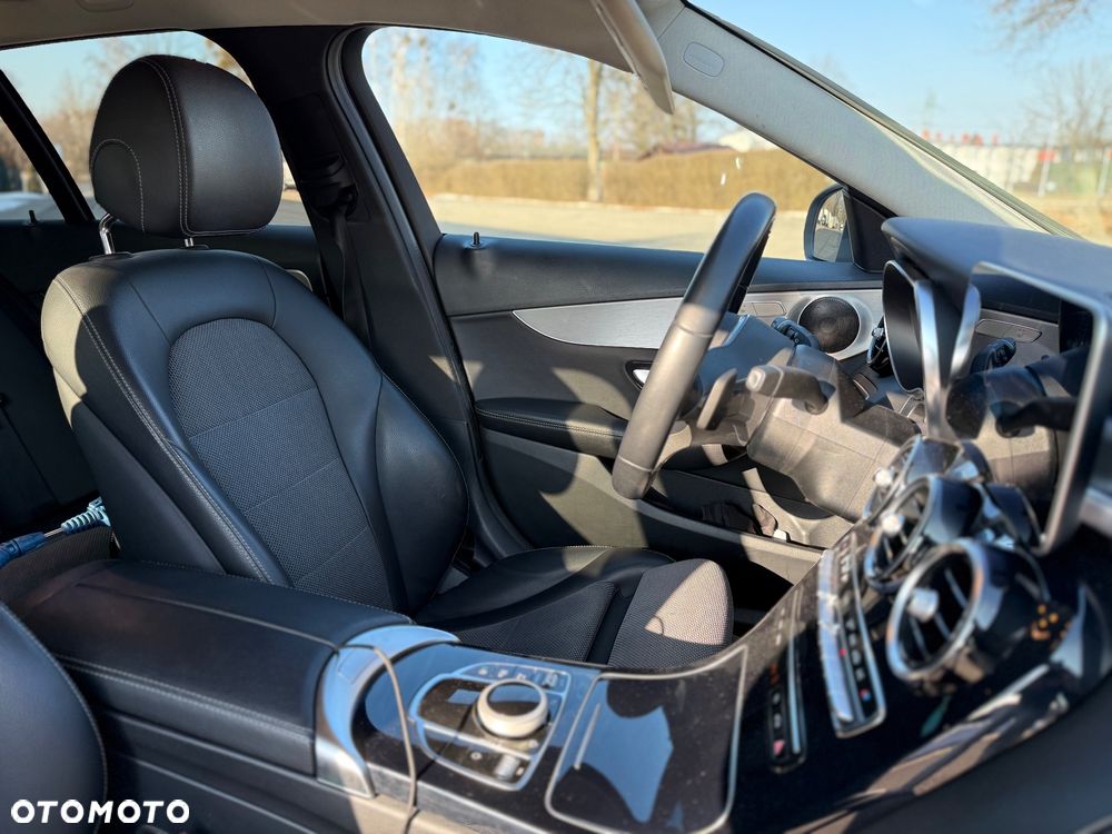 Mercedes-Benz Klasa C 200 d 9G-TRONIC Avantgarde - 11