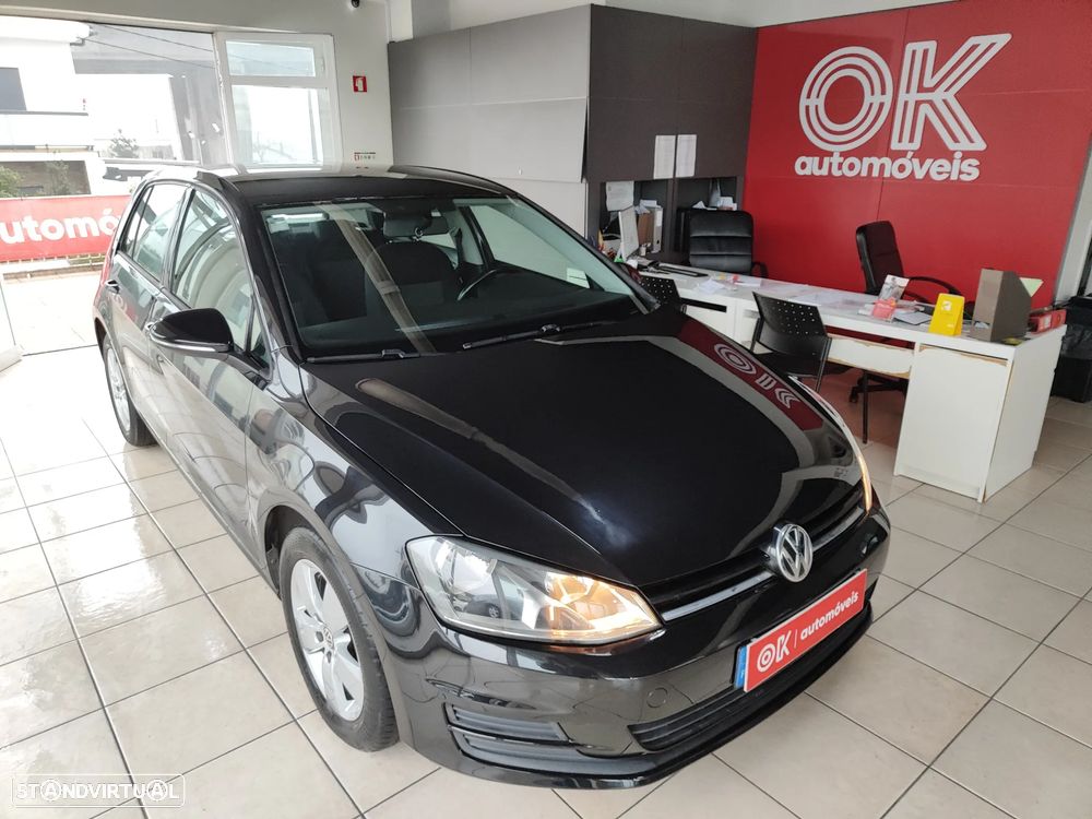 VW Golf 1.6 TDi Trendline BlueMotion - 2