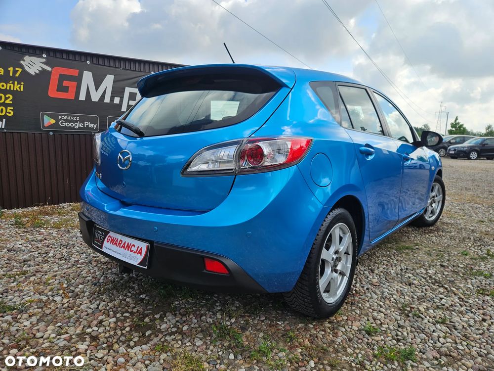 Mazda 3 1.6 Active + - 10