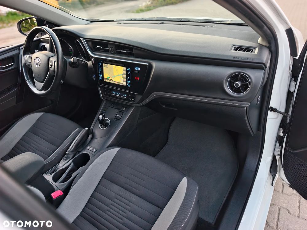 Toyota Auris 1.8 VVT-i Automatik Edition S+ - 17