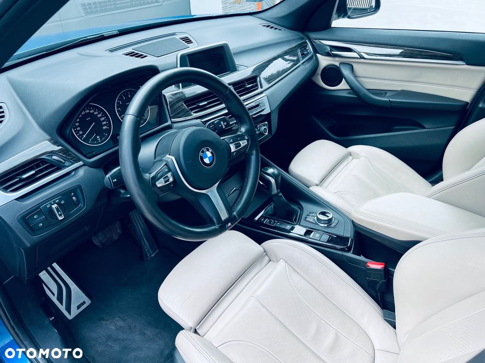 BMW X1 xDrive20i M Sport - 10