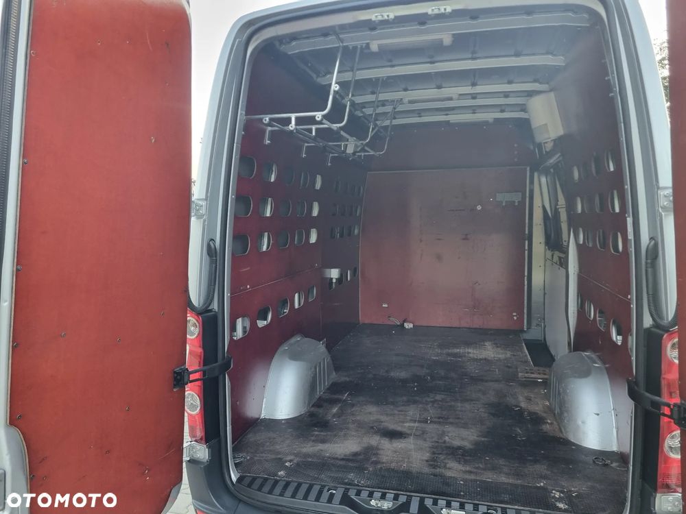 Volkswagen Crafter - 23