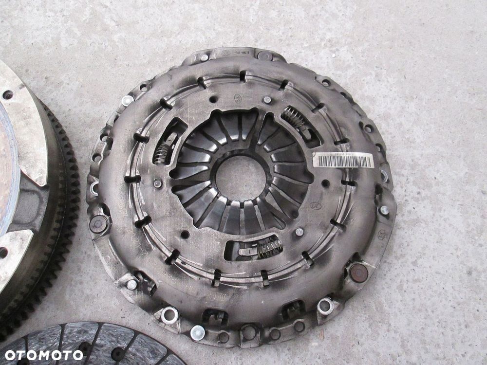 BMW F20 F21 F22 KOŁO DWUMASOWE SPRZĘGŁO M135i 135i 21207646088 21207638495 - 3