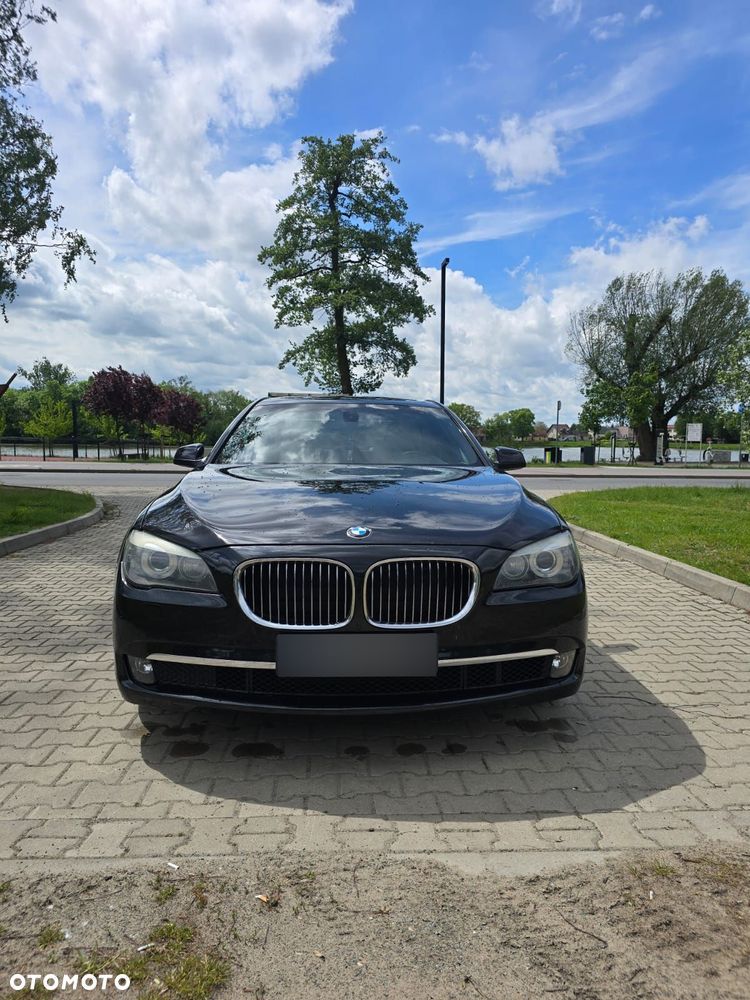 BMW Seria 7 740d - 1