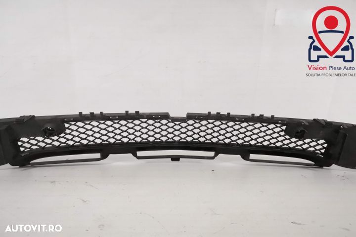 Grila Centrala Inferioara Fata Cu Senzori Originala In Stare Buna Merc - 6