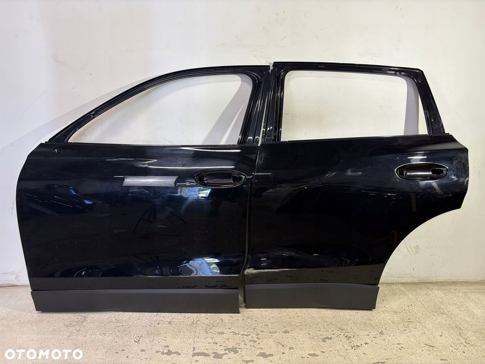 DRZWI TYLNE LEWE VOLKSWAGEN TIGUAN III 571