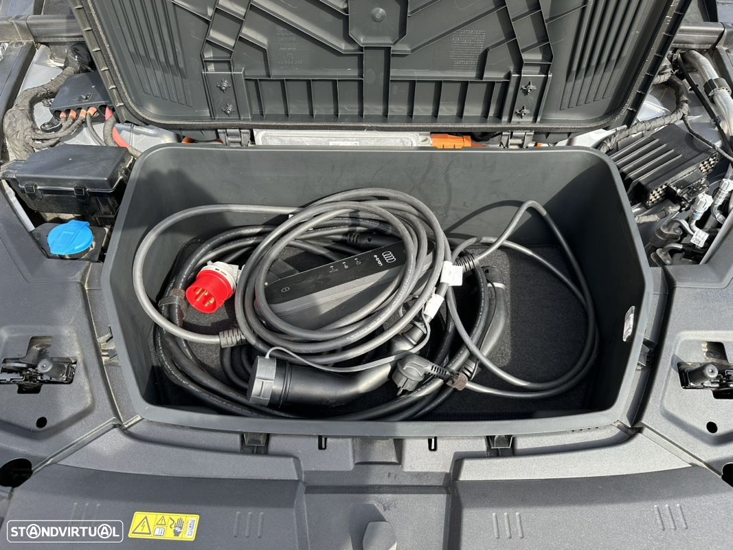 Audi e-tron Sportback 55 quattro S line - 36