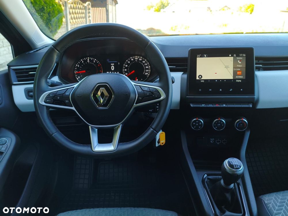 Renault Clio - 27