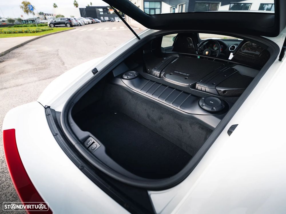 Porsche 718 Cayman GT4 RS - 28