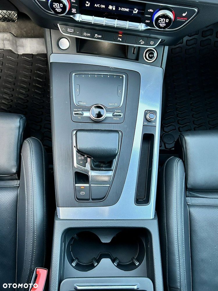 Audi Q5 2.0 TFSI Quattro Sport S tronic - 26