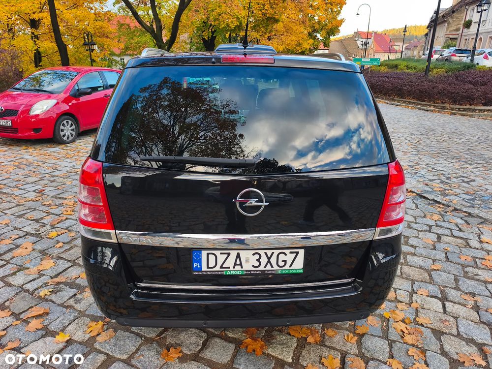 Opel Zafira 2011 photo 4