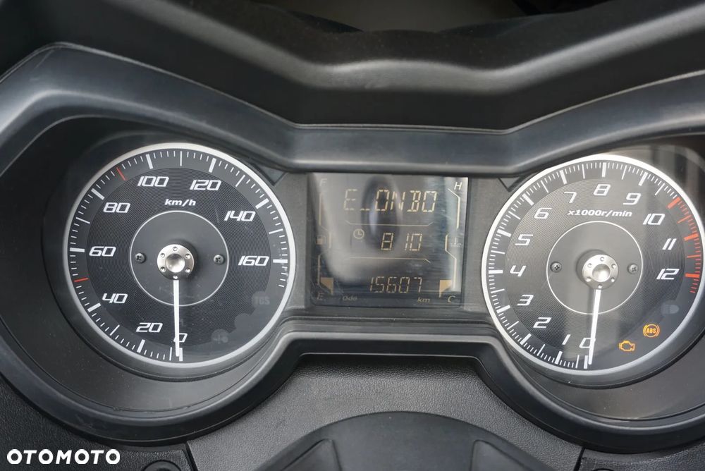 Yamaha X-max - 21