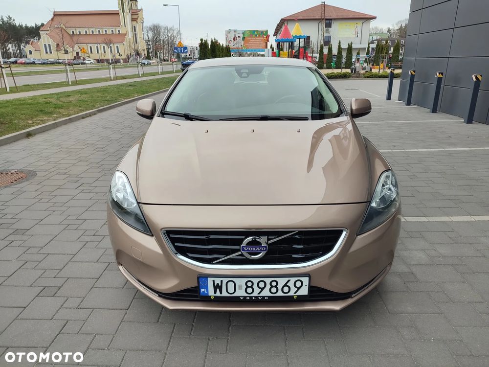 Volvo V40 T2 Summum - 8