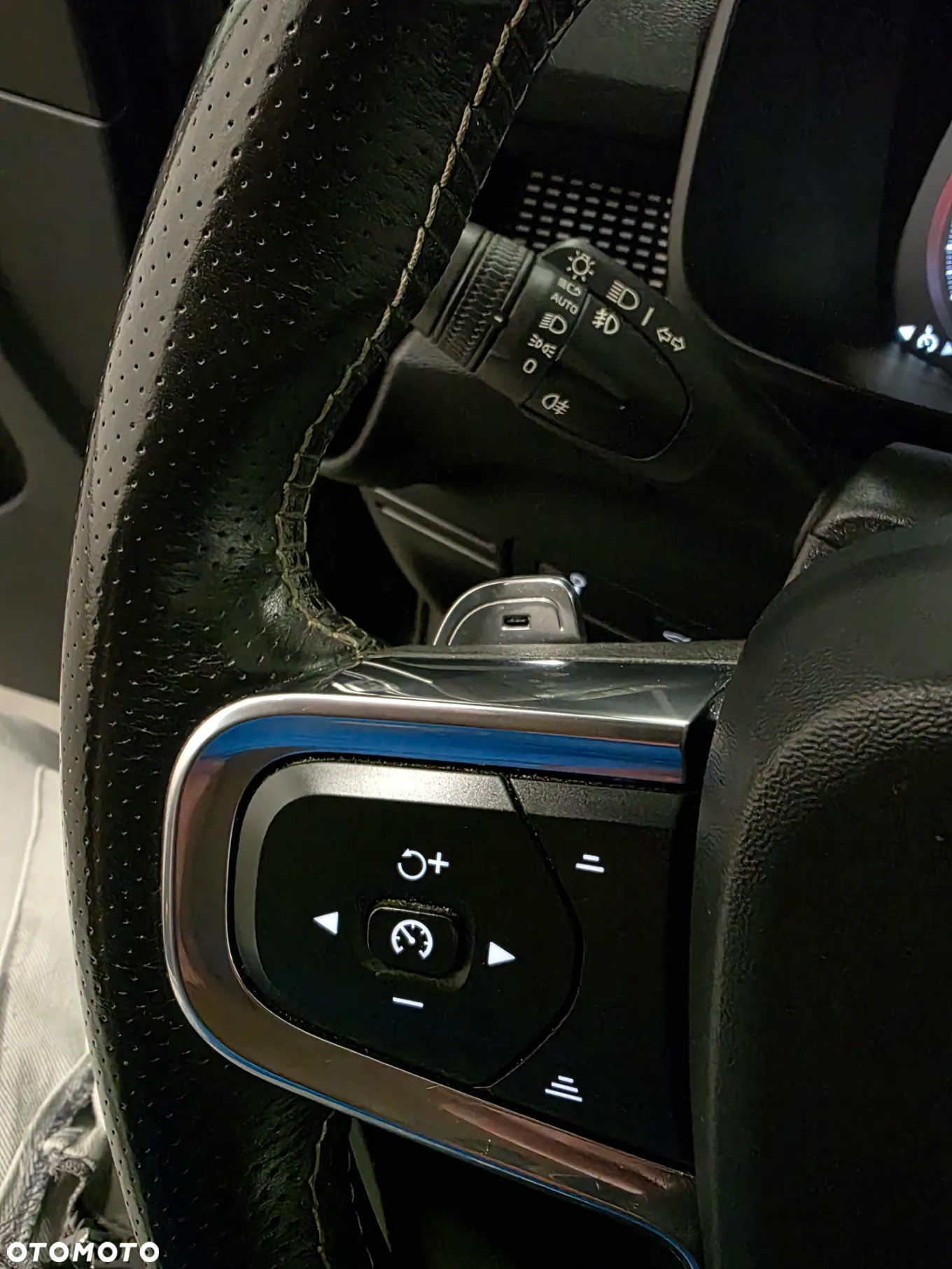 Volvo XC 40 D3 R-Design - 20